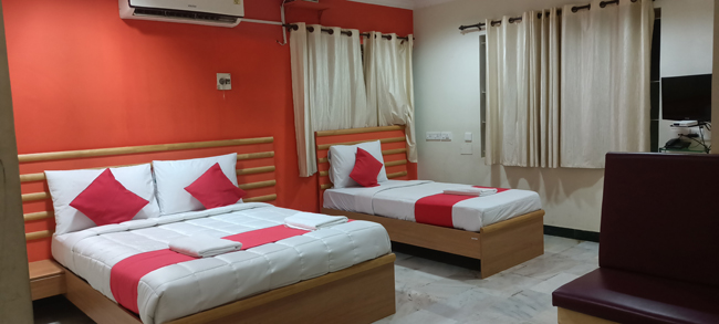 Delux A/C Family Rooms